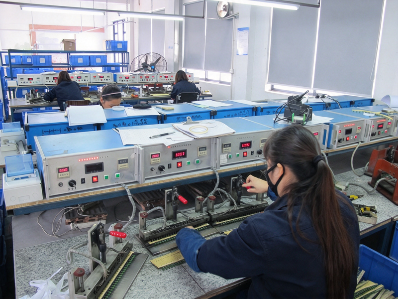 Shenzhen Hwalon Electronic Co., Ltd. línea de producción del fabricante